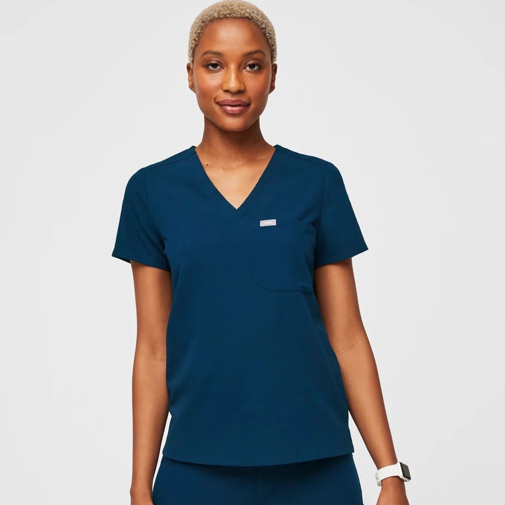 Figs Catarina Small one pocket scrub top- Deep reef